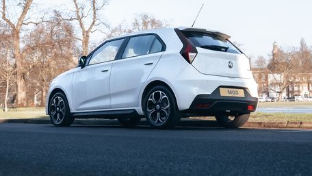 MG 3 road image