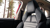 MG HS car seat image