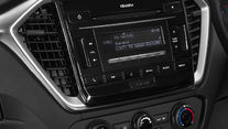 D-Max DL20 entertainment