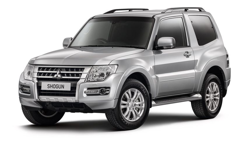 Mitsubishi Shogun SG2 Commercial