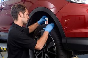Nissan technician image