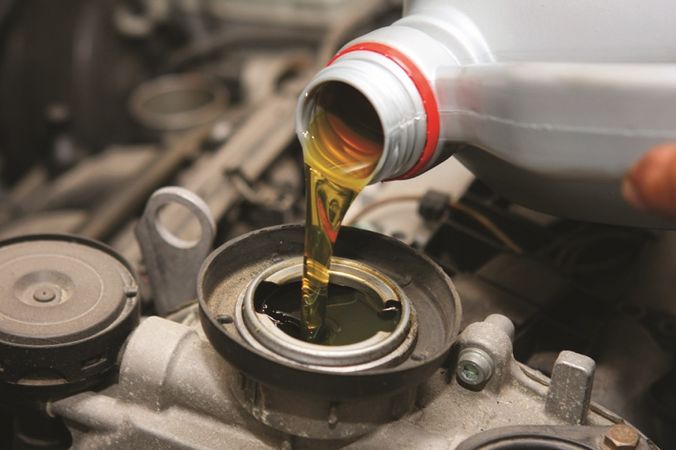 Engine oil image
