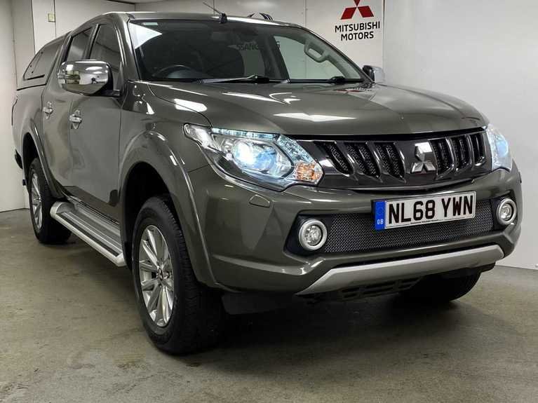 Mitsubishi L200 Double Cab DI-D 178 Barbarian 4WD