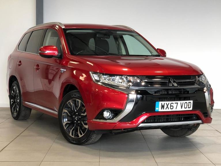 2017 Mitsubishi Outlander 2.0 PHEV 4h 5dr Auto 2017 Mitsubishi Outlander 2.0 PHEV 4h 5dr Auto