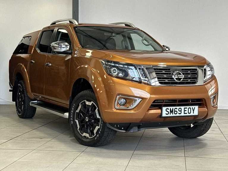 2019 Nissan NAVARA Double Cab Pick Up Tekna 2.3dCi 190 TT 4WD Auto