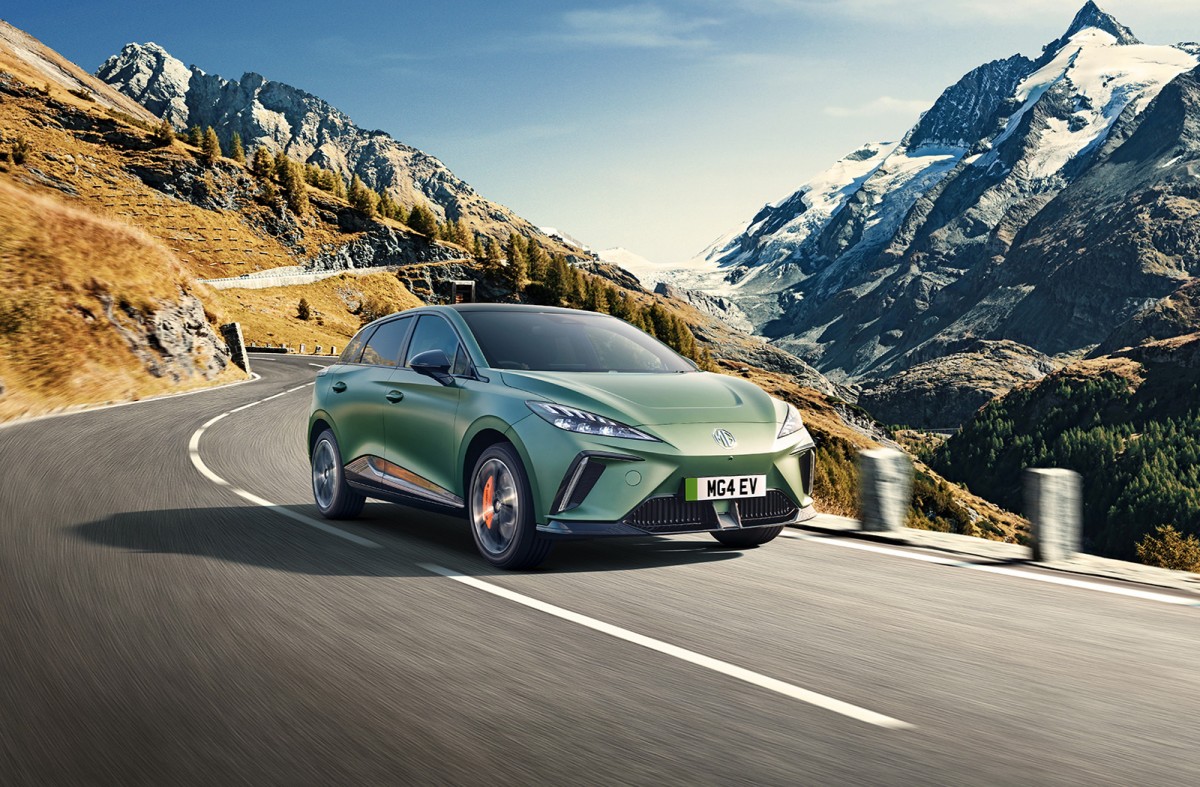 MG4 EV XPOWER